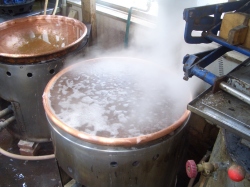 餡練り　沸騰